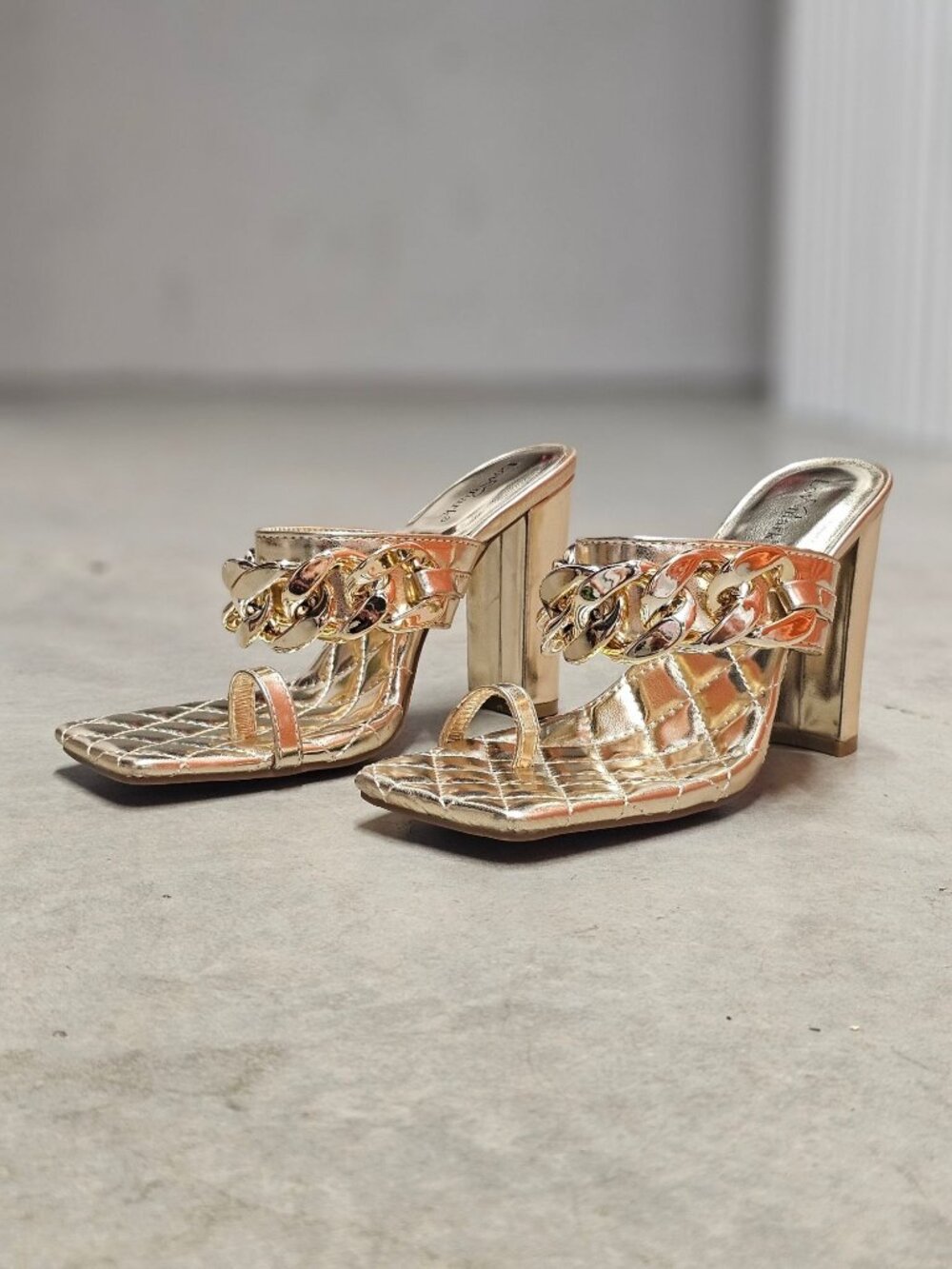 Gold Block Heel Chain Quilted Open Toe Mules For Women By Lovmark - Picture 8 of 14
